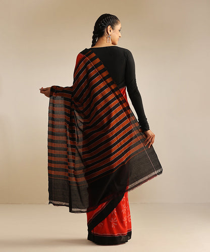 Crimson_Red_And_Black_Handloom_Soft_Cotton_Single_Ikat_Saree_With_All_Over_Leaf_Design_WeaverStory_03
