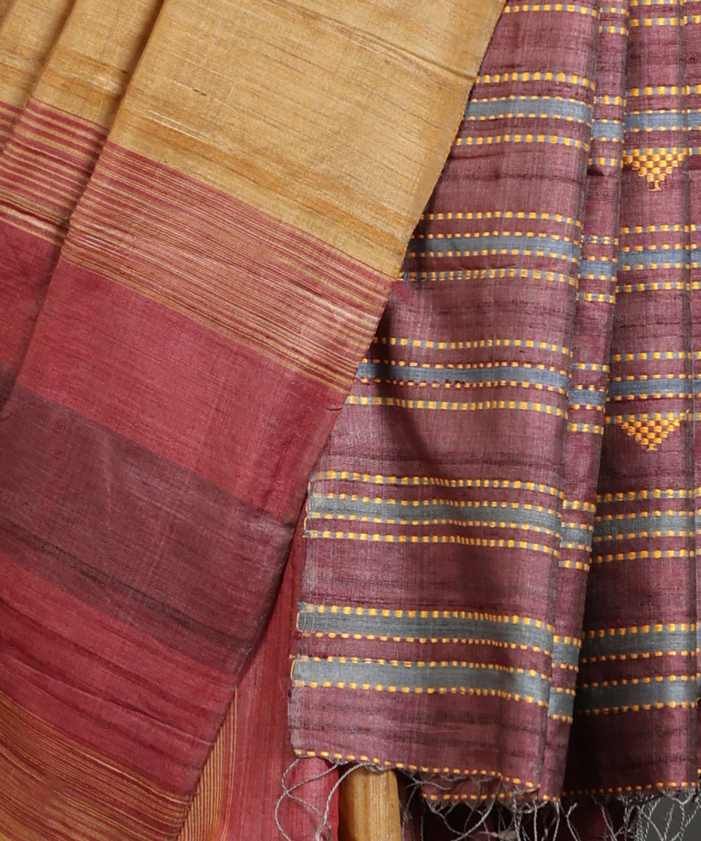Handloom_Mustard_And_Rosewood_Tussar_Silk_Gradient_Hues_Saree_With_Extra_Weft_WeaverStory_04