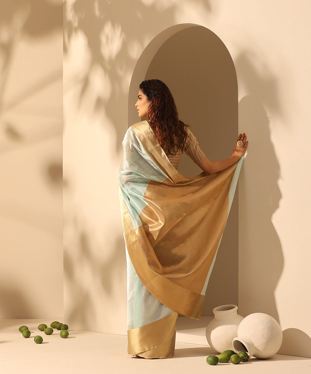 Handloom_Powder_Blue_Pure_Plain_Chanderi_Silk_Saree_With_6_Inches_Border_WeaverStory_03