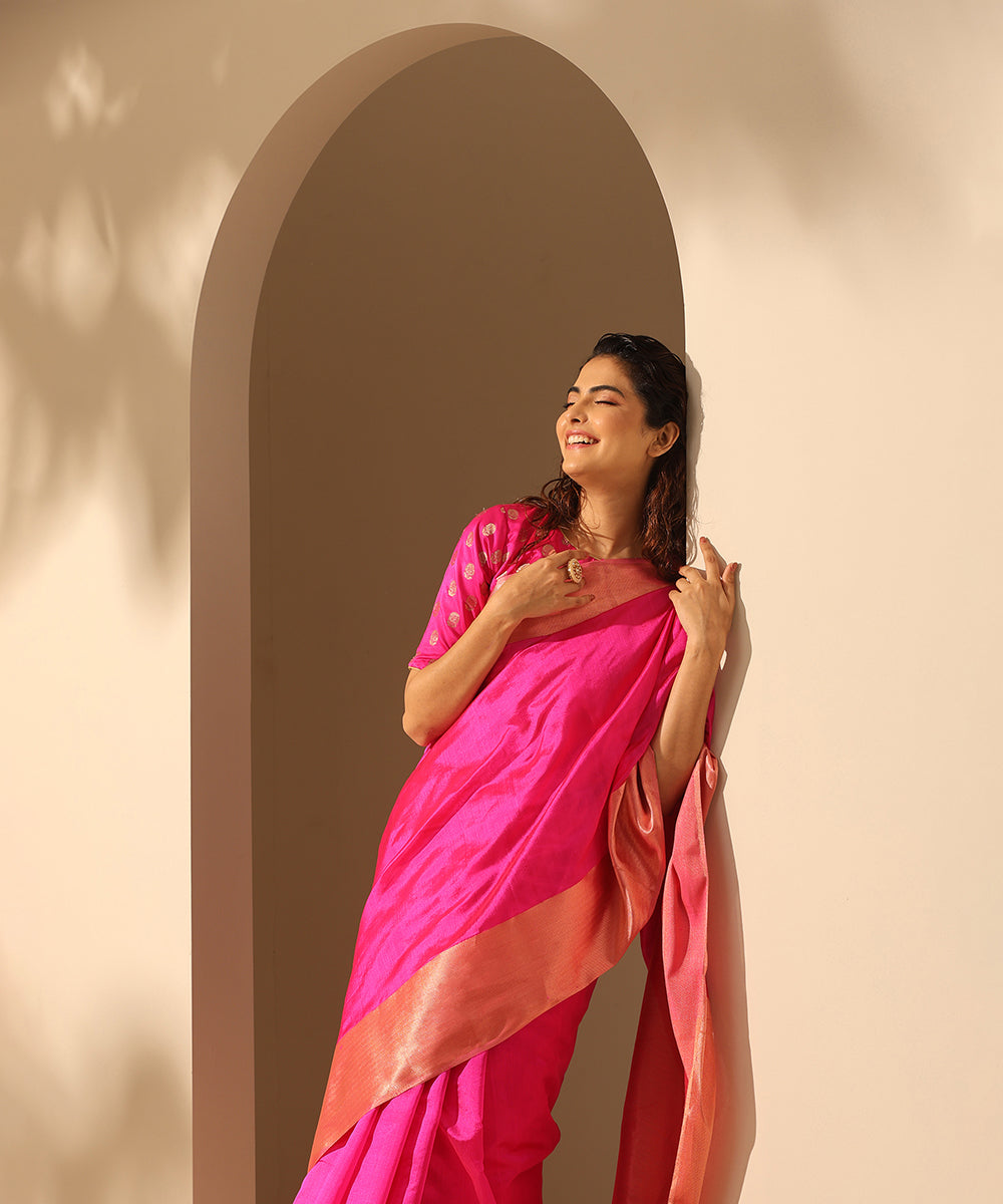 Handloom_Rani_Pink_Pure_Plain_Chanderi_Silk_Saree_With_6_Inches_Border_WeaverStory_01