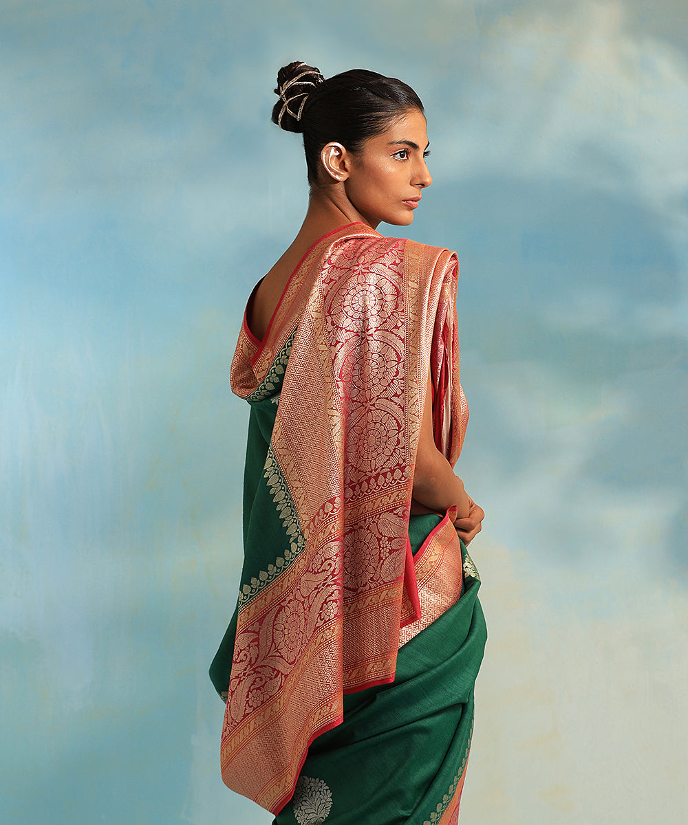 Handloom_Green_Pure_Tussar_Georgette_Banarasi_Saree_With_Kadhwa_Booti_WeaverStory_01