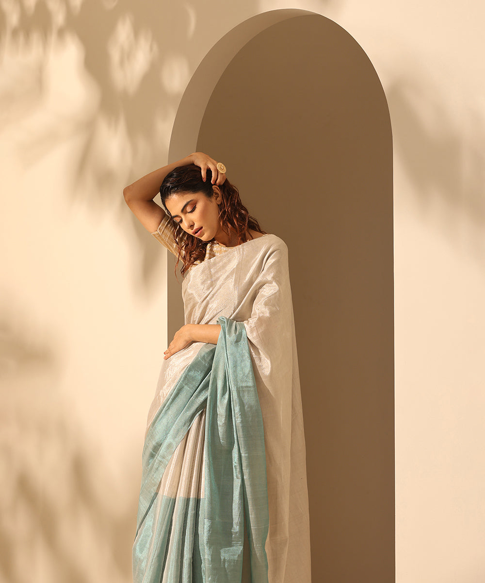 Handloom_Sky_Blue_And_Silver_Pure_Chanderi_Tissue_Silk_Saree_WeaverStory_01