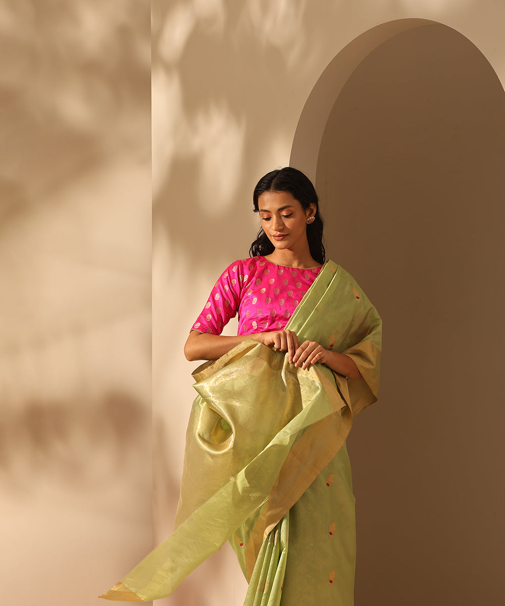 Lime_Green_Handloom_Pure_Chanderi_Silk_Saree_With_All_Over_Pineapple_Zari_Booti_WeaverStory_01