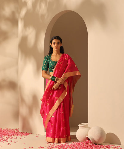 Handloom_Hot_Pink_Pure_Chanderi_Silk_Saree_With_All_Over_Three_Leaf_Golden_Booti_WeaverStory_02