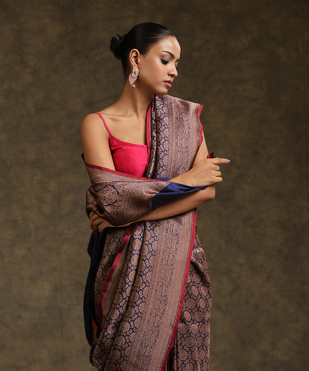 Handloom_Navy_Blue_Pure_Katan_Silk_Kimkhab_Banarasi_Saree_With_Maroon_Selvedge_WeaverStory_01