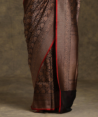 Black_Handloom_Pure_Katan_Silk_Kimkhab_Banarasi_Saree_With_Maroon_Selvedge_WeaverStory_04