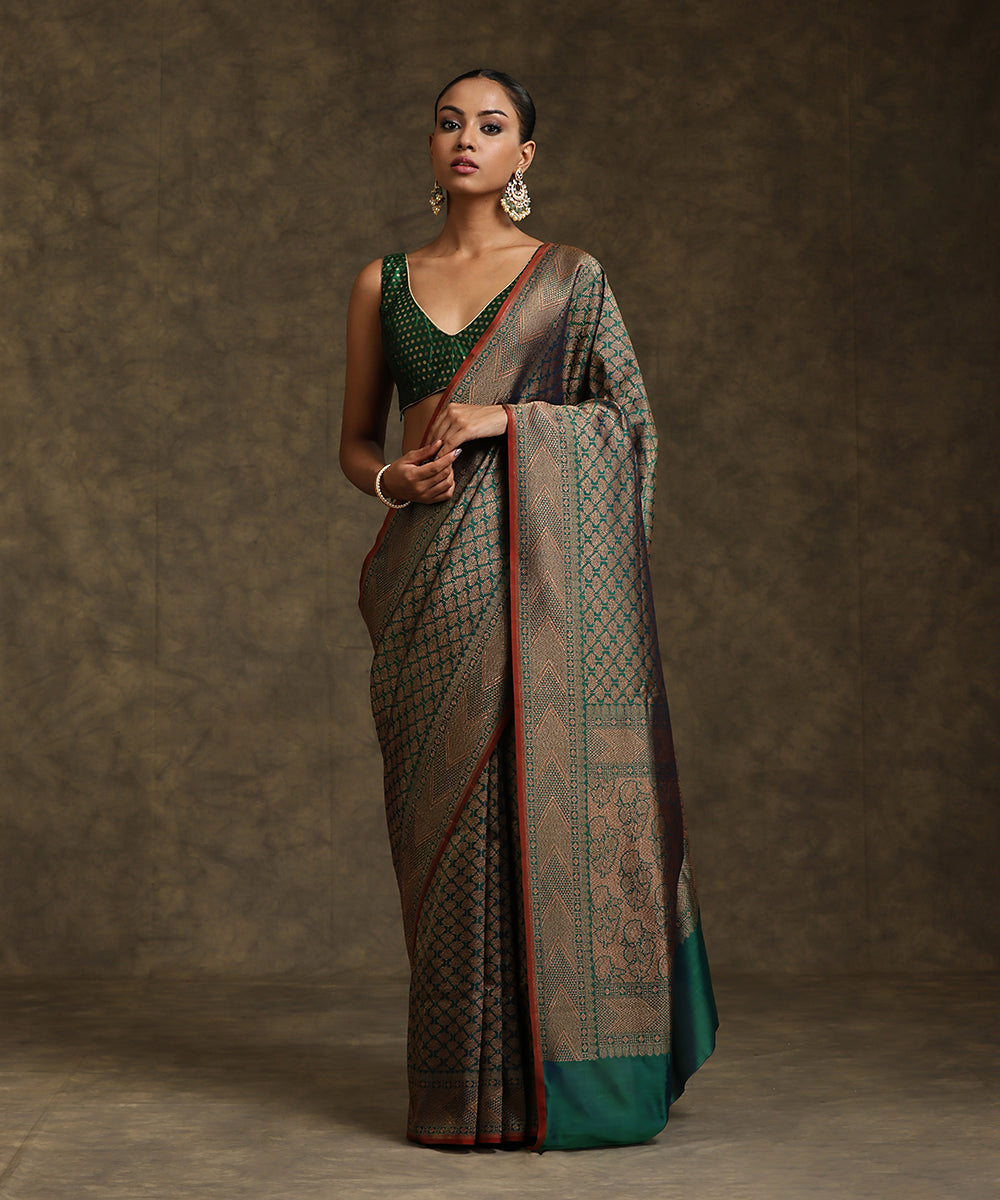 Green_Double_Shade_Handloom_Pure_Katan_Silk_Kimkhab_Banarasi_Saree_With_Maroon_Selvedge_WeaverStory_02