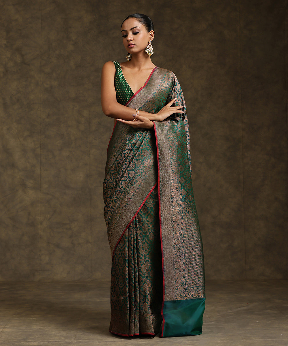 Green_Handloom_Pure_Katan_Silk_Banarasi_Kimkhab_Saree_WeaverStory_02