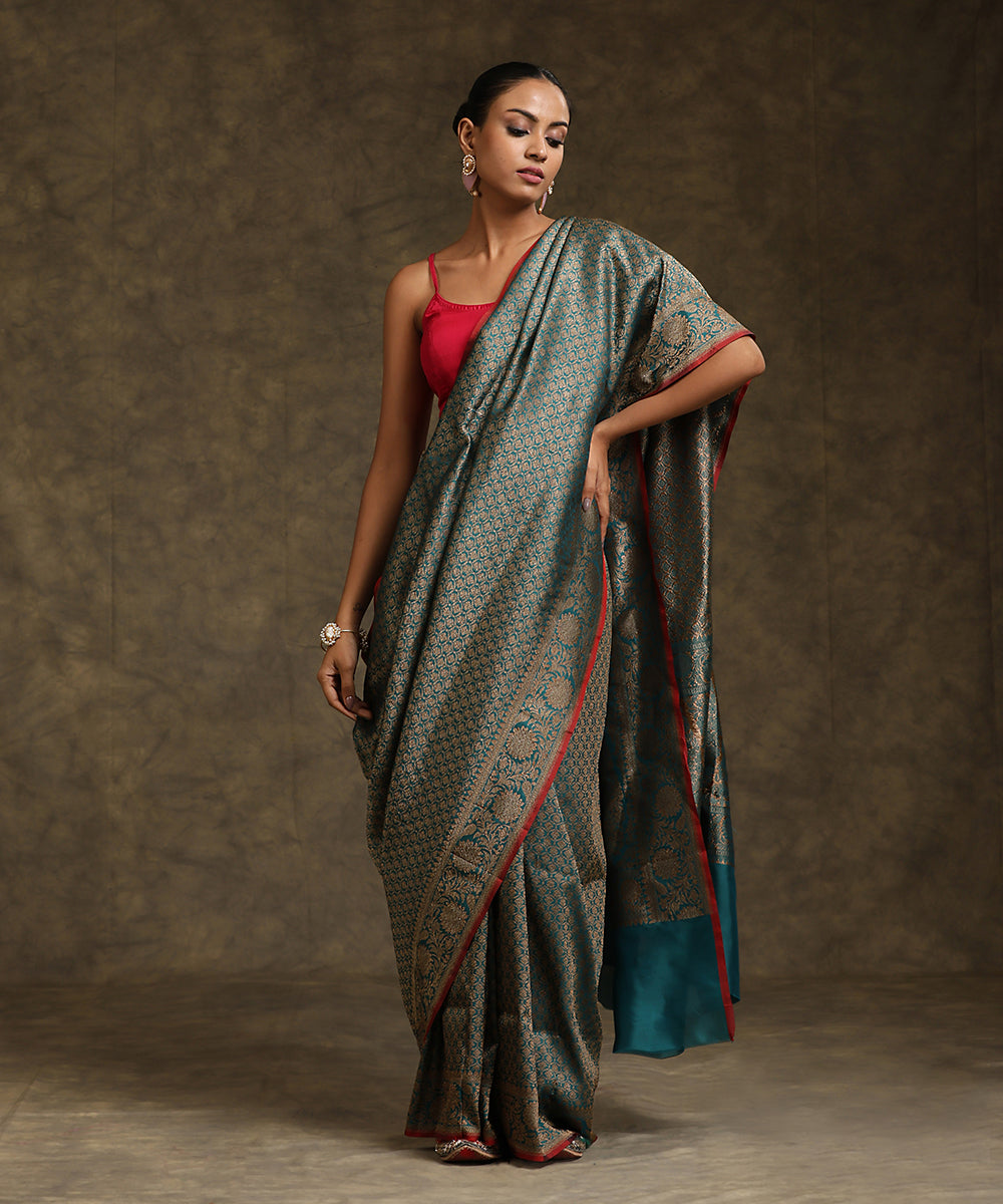 Teal_Green_Handloom_Kimkhab_Pure_Katan_Silk_Banarasi_Saree_With_Maroon_Selvedge_WeaverStory_02