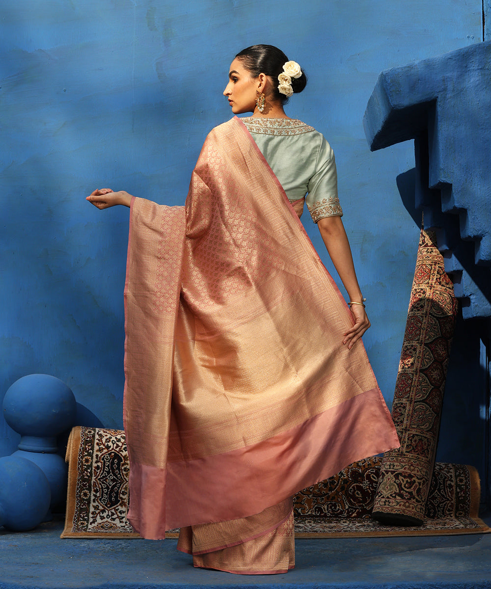 Peach_Handloom_Pure_Katan_Silk_Kimkhab_Banarasi_Saree_With_Zari_WeaverStory_03