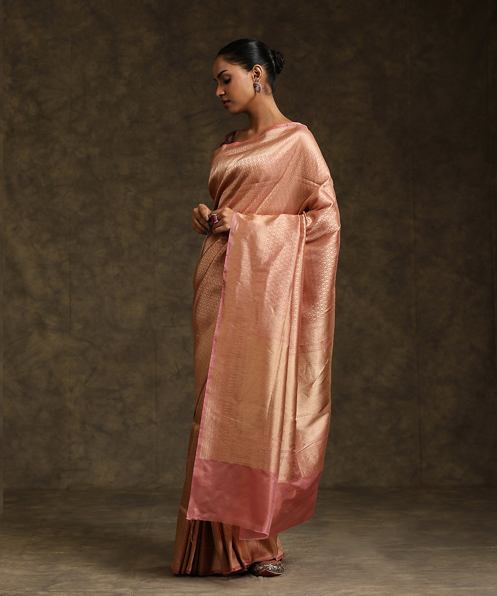 Peach_Handloom_Pure_Katan_Silk_Kimkhab_Banarasi_Saree_WeaverStory_02