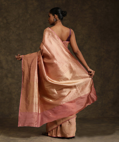 Peach_Handloom_Pure_Katan_Silk_Kimkhab_Banarasi_Saree_WeaverStory_03