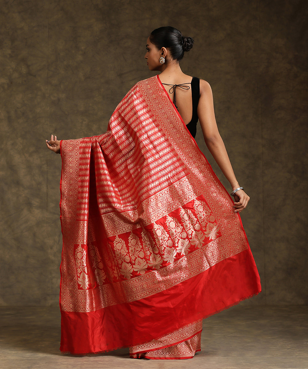 Handloom_Red_Pure_Katan_Silk_Banarasi_Saree_With_All_Over_Zari_Stripes_And_Border_WeaverStory_03