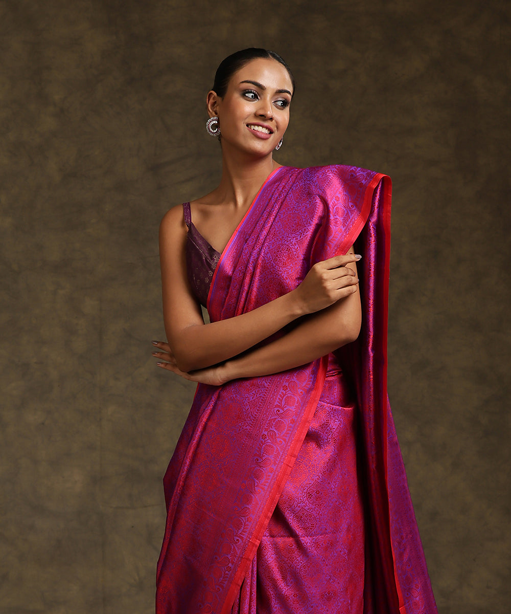 Voilet_Handloom_Double_Shade_Pure_Katan_Silk_Tanchoi_Banarasi_Saree_With_Red_Resham_Work_WeaverStory_01