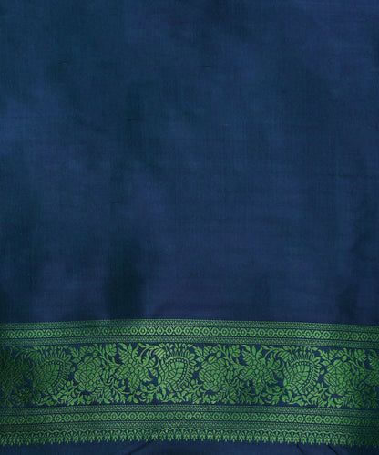 Handloom_Peacock_Green_Pure_Katan_Silk_Tanchoi_Banarasi_Saree_With_Light_Green_Resham_Work_WeaverStory_05