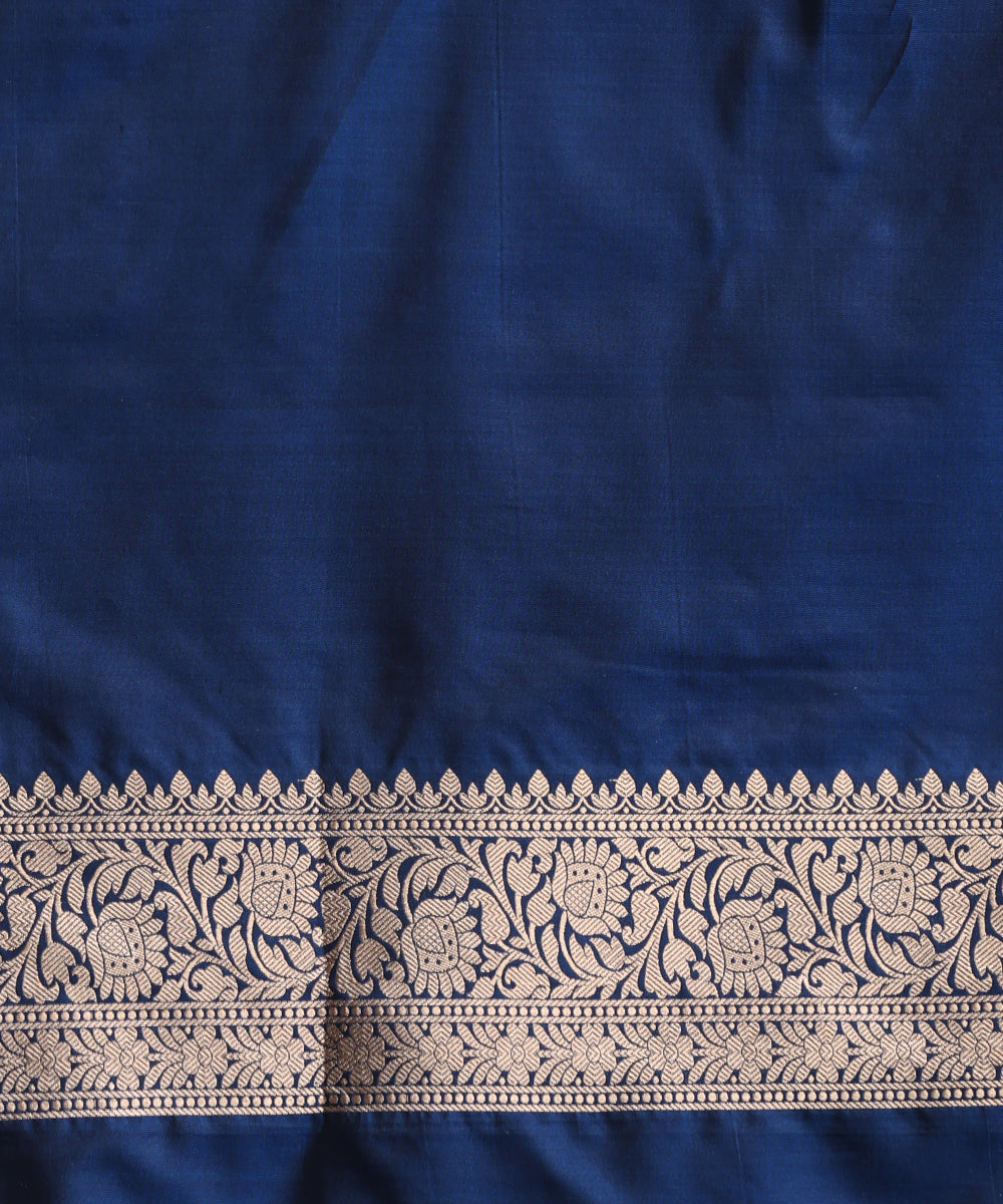 Navy_Blue_Handloom_Pure_Katan_Silk_Banarasi_Saree_With_All_Over_Sona_Rupa_Cutwork_Jaal_WeaverStory_05