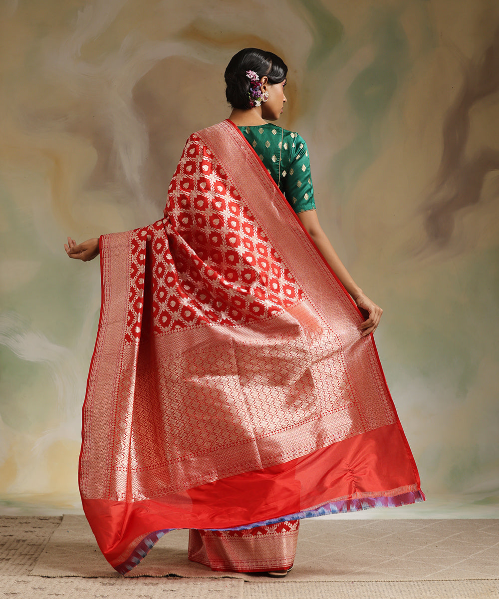 Red_Handloom_Pure_Katan_Silk_Banarasi_Saree_With_All_Over_Gold_Zari_Cutwork_Jaal_WeaverStory_03