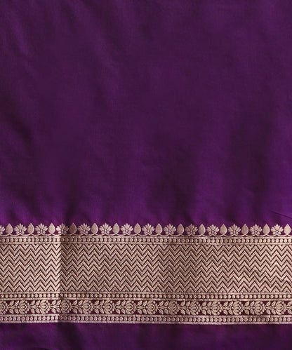 Purple_Handloom_Pure_Katan_Silk_Banarasi_Saree_With_Golden_Cutwork_Jaal_WeaverStory_05