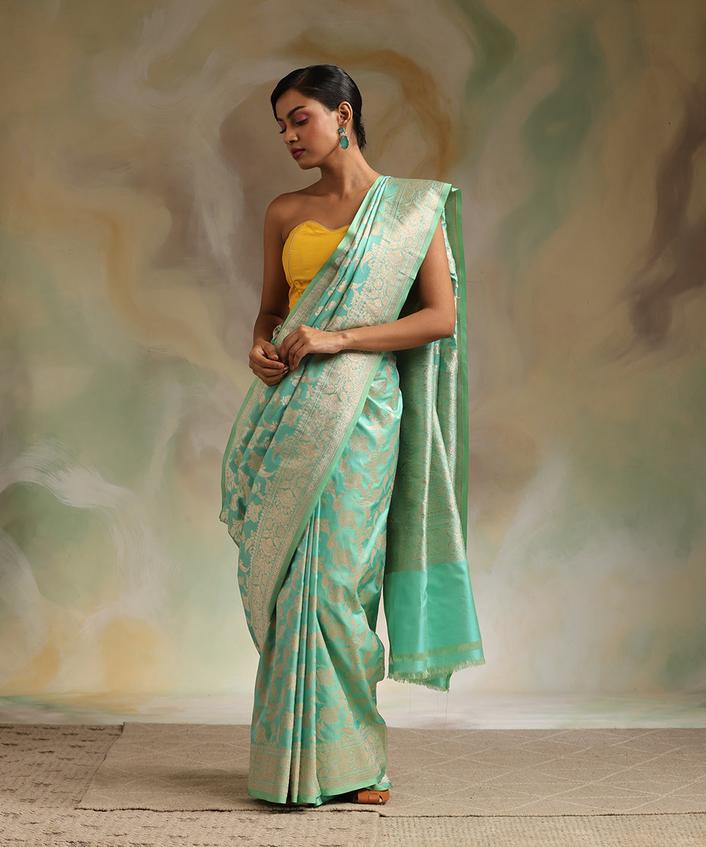 Handloom_Mint_Green_Double_Shade_Pure_Katan_Silk_Banarasi_Saree_With_Jaal_WeaverStory_02