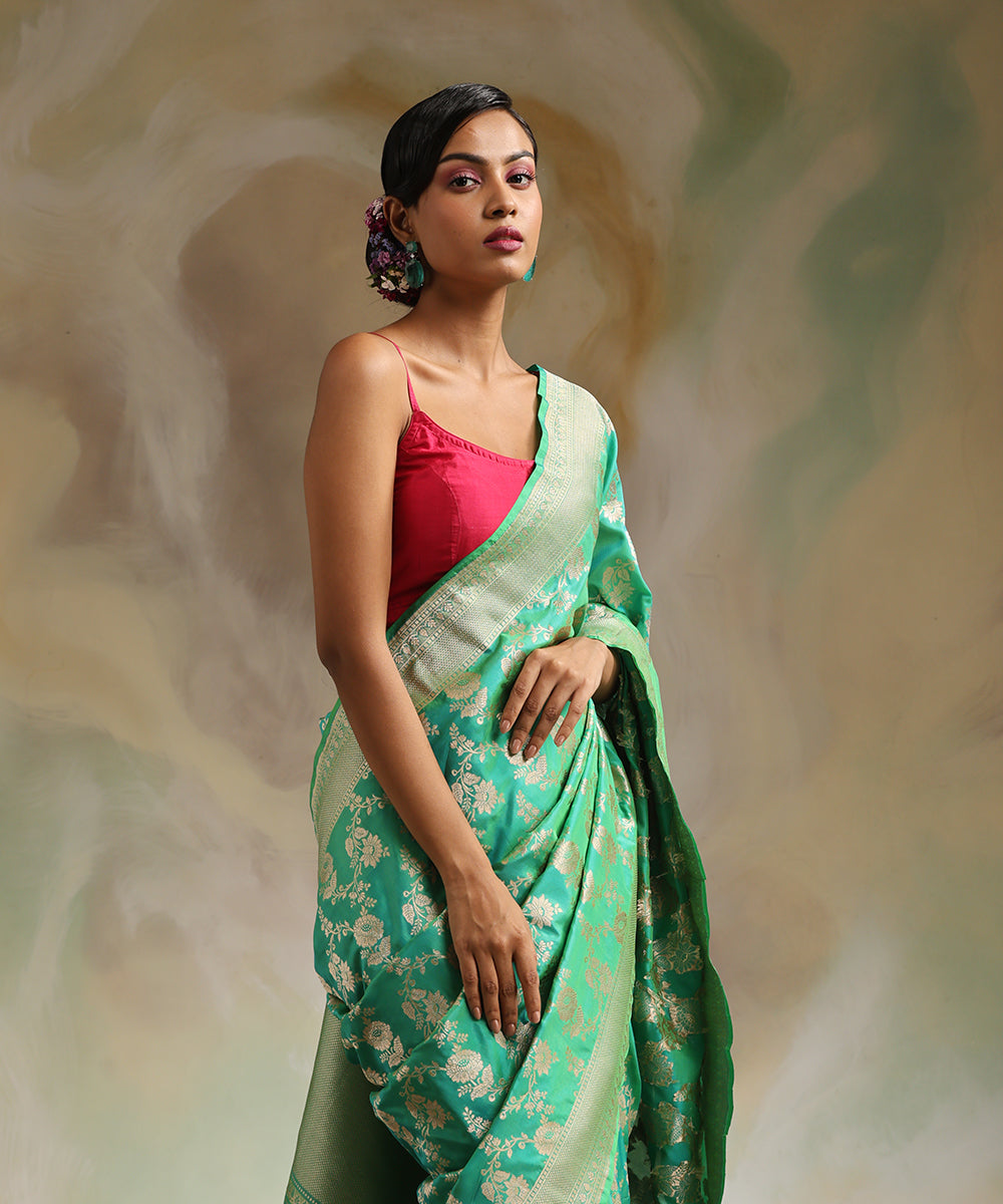 Sea_Green_Double_Shade_Handloom_Pure_Katan_Silk_Banarasi_Saree_With_Zari_Jaal_WeaverStory_01