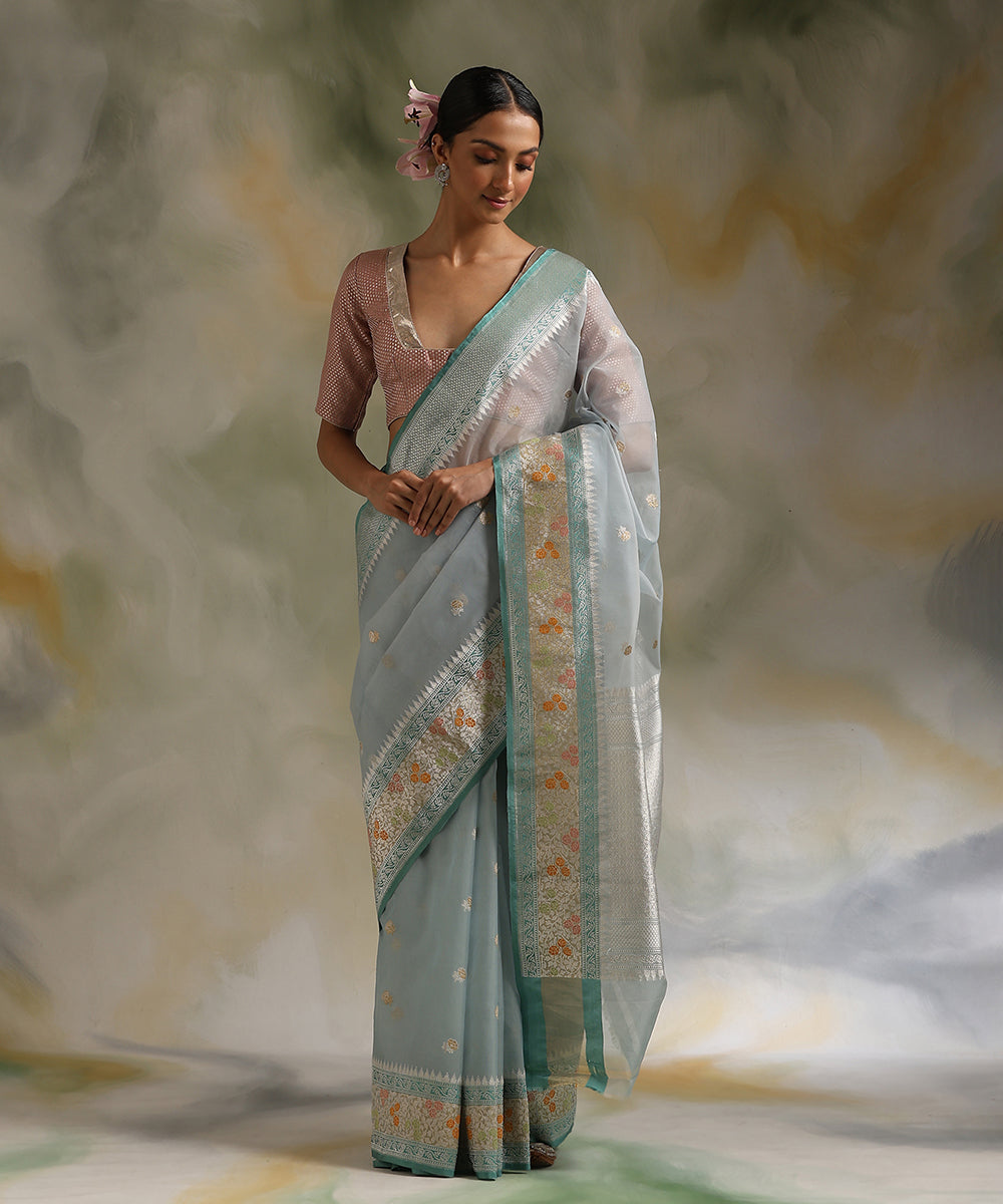 Handloom_Powder_Blue_Pure_Kora_Silk_Banarasi_Saree_With_Kadhwa_Weave_WeaverStory_02