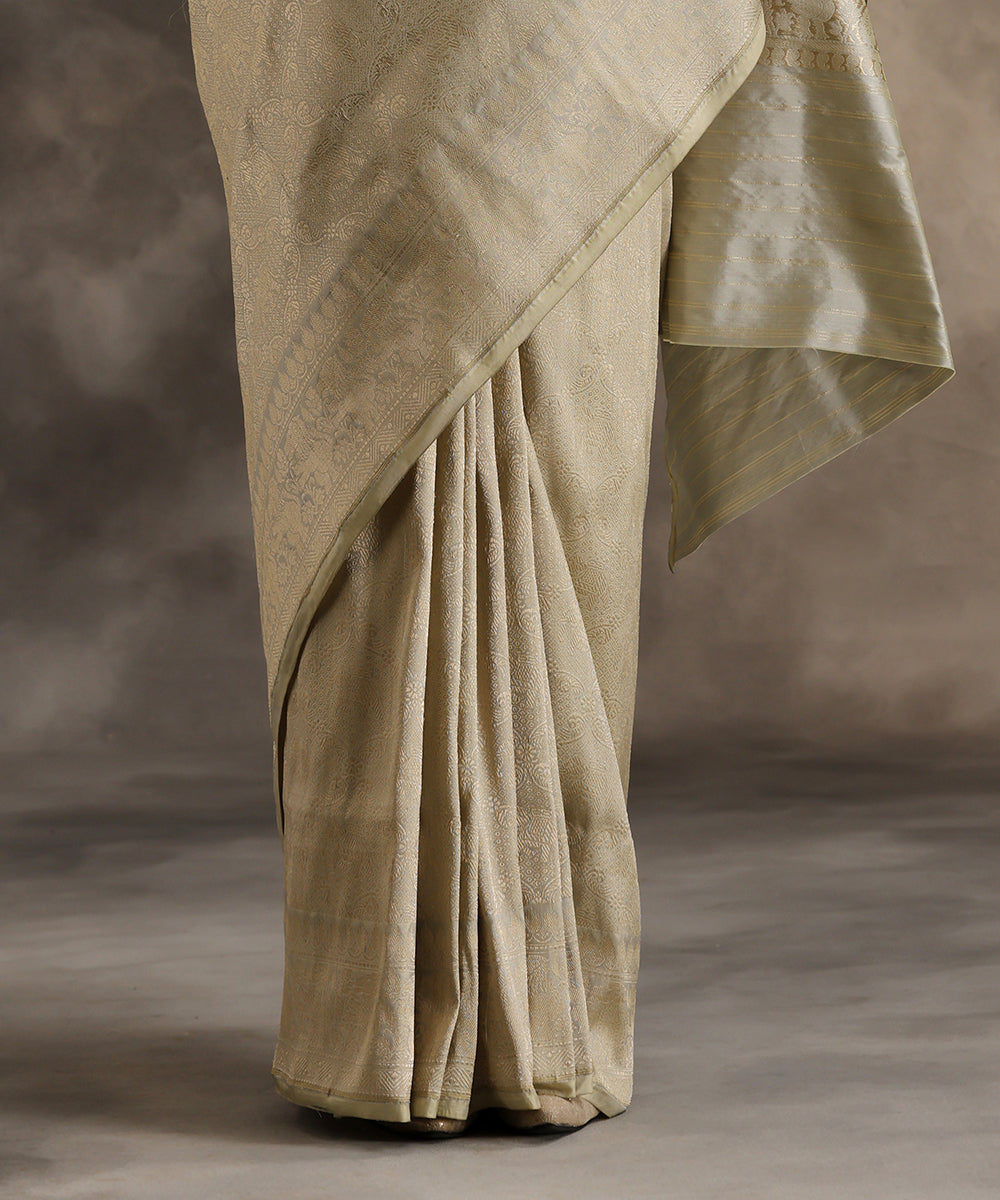 Powder_Green_Handloom_Pure_Katan_Silk_Shikargah_Banarasi_Saree_With_Elephant_Booti_WeaverStory_04