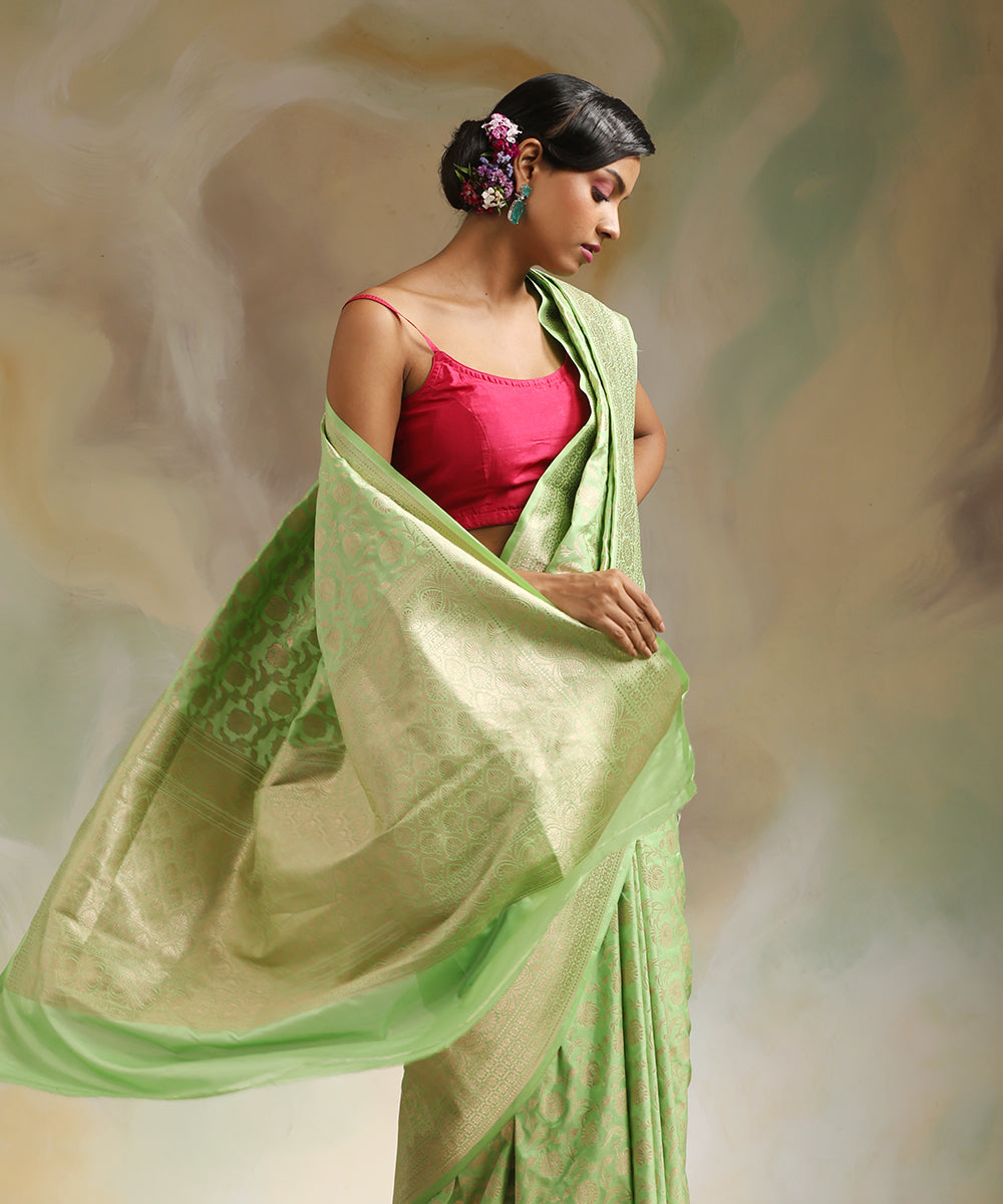 Parrot_Green_Handloom_Pure_Katan_Silk_Banarasi_Saree_With_Cutwork_Jaal_WeaverStory_01