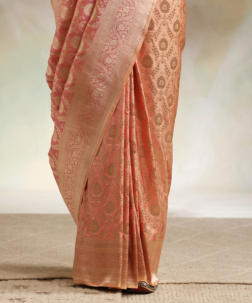 Pink_And_Peach_Double_Shade_Pure_Katan_Silk_Banarasi_Saree_With_Cutwork_Jaal_WeaverStory_04