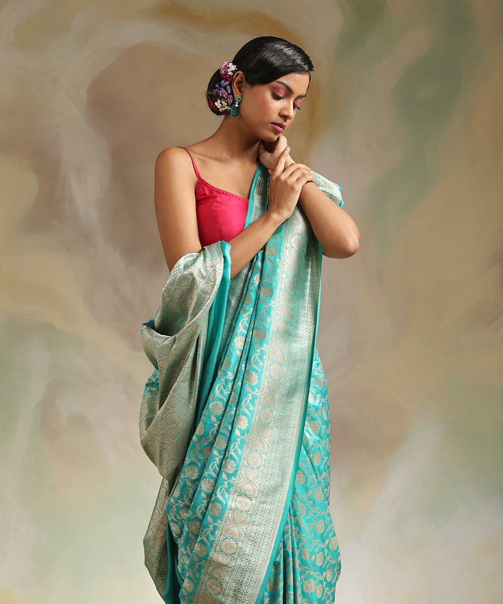 Handloom_Turquoise_Pure_Katan_Silk_Banarasi_Saree_With_Cutwork_Jaal_WeaverStory_01