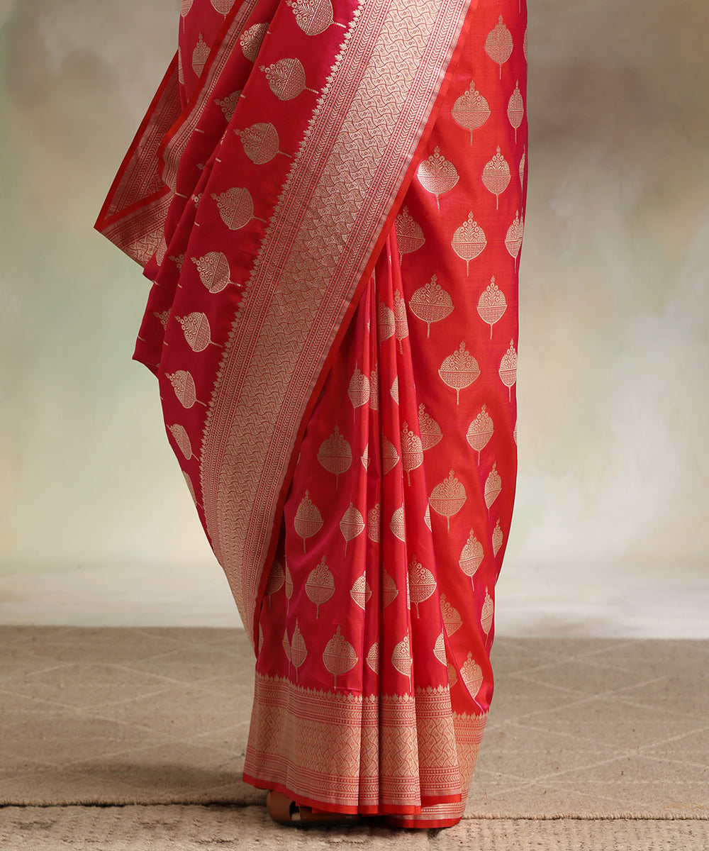 Hot_Pink_Double_Shade_Handloom_Pure_Katan_Silk_Banarasi_Saree_With_Golden_Cutwork_Booti_WeaverStory_04