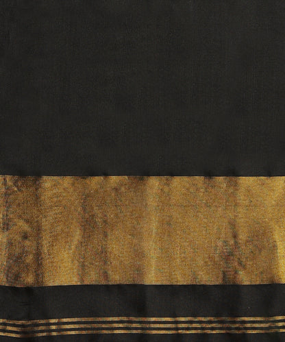 Dark_Mustard_Double_Shade_Handloom_Pure_Mulberry_Silk_Single_Ikat_Patola_Saree_WeaverStory_05