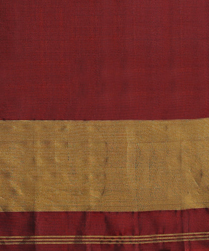 Handloom_Maroon_And_Red_Pure_Mulberry_Silk_Ikat_Patola_Saree_WeaverStory_05
