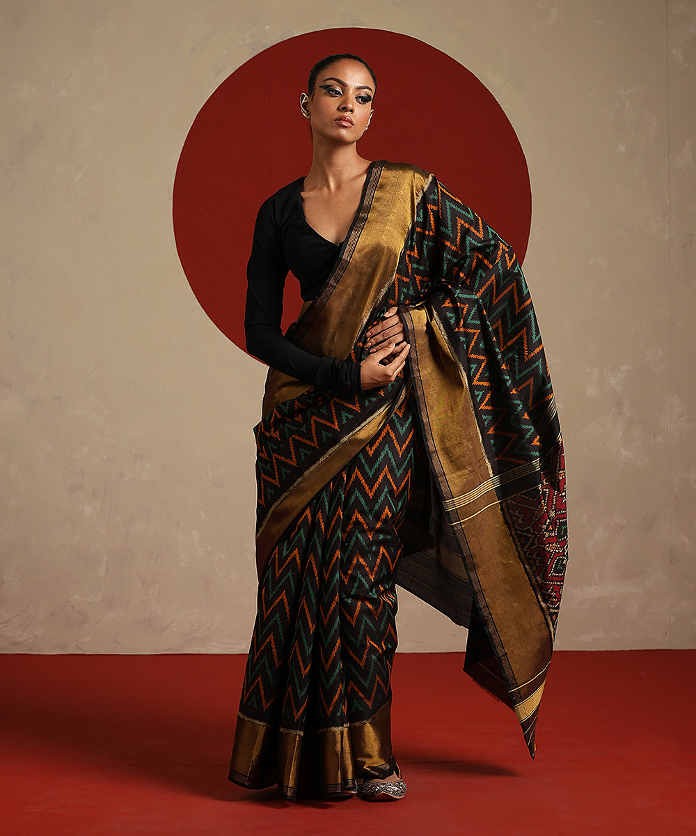 Black_And_Maroon_Handloom_Pure_Mulberry_Silk_Ikat_Patola_Saree_With_Tissue_Border_WeaverStory_02