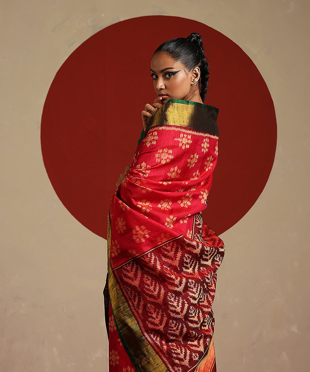 Handloom_Hot_Pink_Pure_Raw_Silk_Single_Ikat_Patola_Saree_With_Tissue_Border_WeaverStory_01