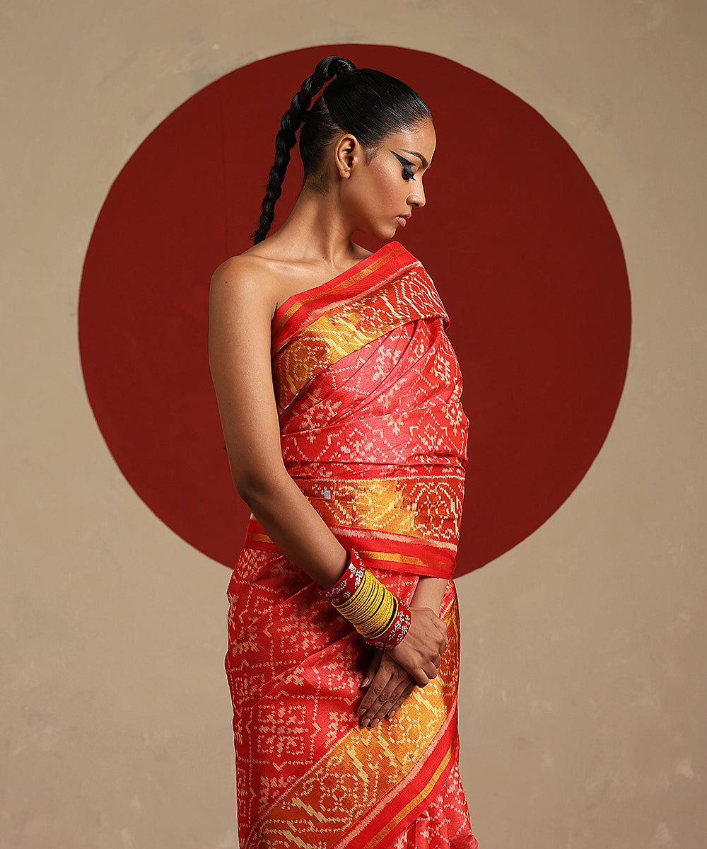Red_And_Mustard_Double_Shade_Handloom_Pure_Mulberry_Silk_Ikat_Patola_Saree_WeaverStory_01
