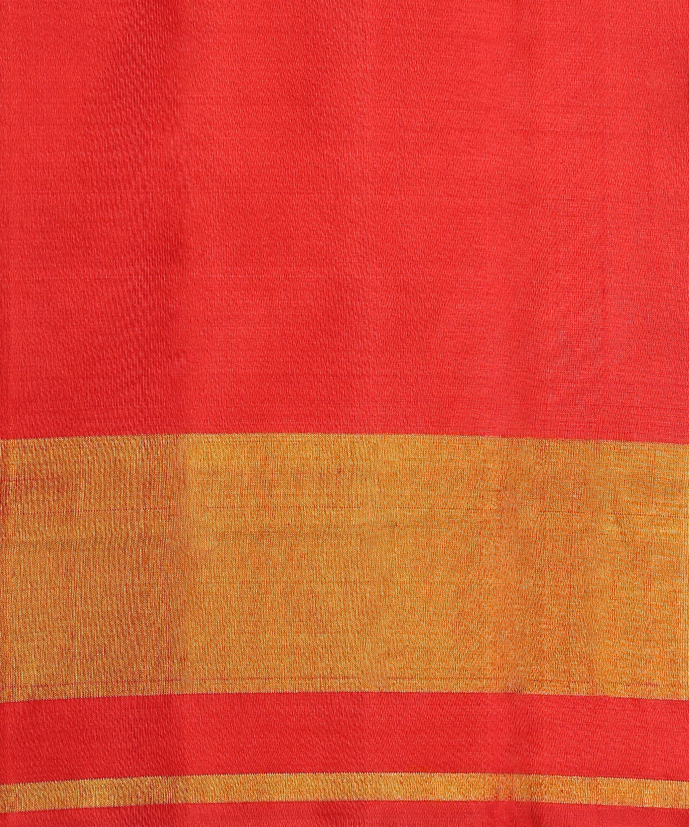 Red_And_Mustard_Double_Shade_Handloom_Pure_Mulberry_Silk_Ikat_Patola_Saree_WeaverStory_05