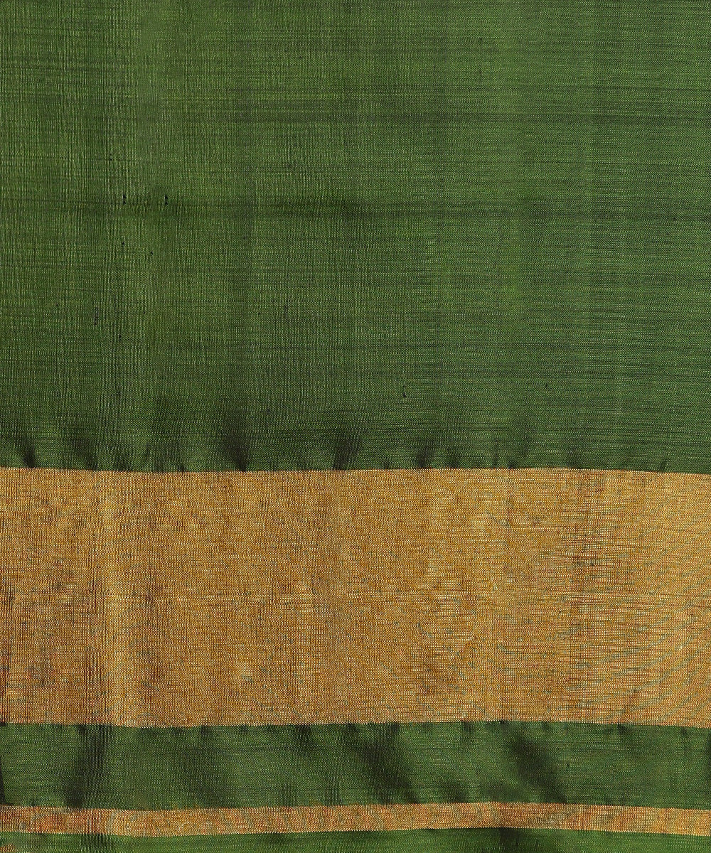 Handloom_Orange_And_Green_Double_Shade_Pure_Mulberry_Silk_Ikat_Patola_Saree_WeaverStory_05