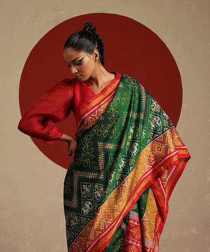 Handloom_Green_Red_Mustard_Double_Shade_Pure_Mulberry_Silk_Ikat_Patola_Saree_WeaverStory_01