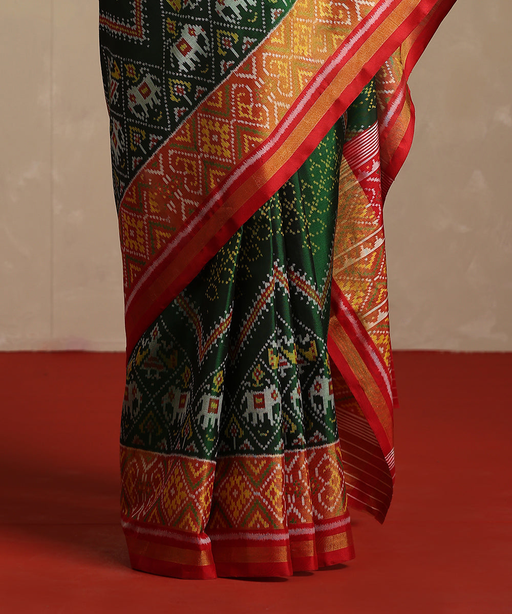 Handloom_Green_Red_Mustard_Double_Shade_Pure_Mulberry_Silk_Ikat_Patola_Saree_WeaverStory_04