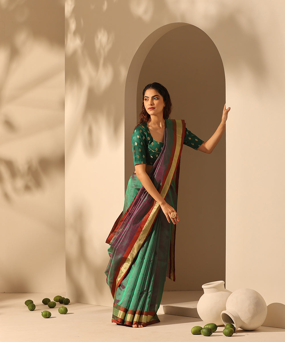 Handloom_Green_And_Purple_Pure_Plain_Chanderi_Silk_Saree_With_Tissue_Border_WeaverStory_02