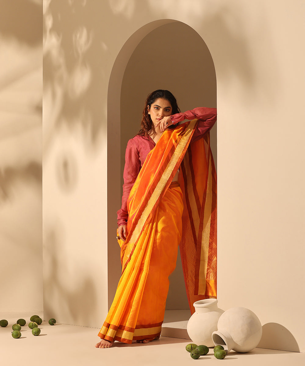 Handloom_Orange_Double_Shade_Pure_Plain_Chanderi_Silk_Saree_With_Tissue_Border_WeaverStory_02