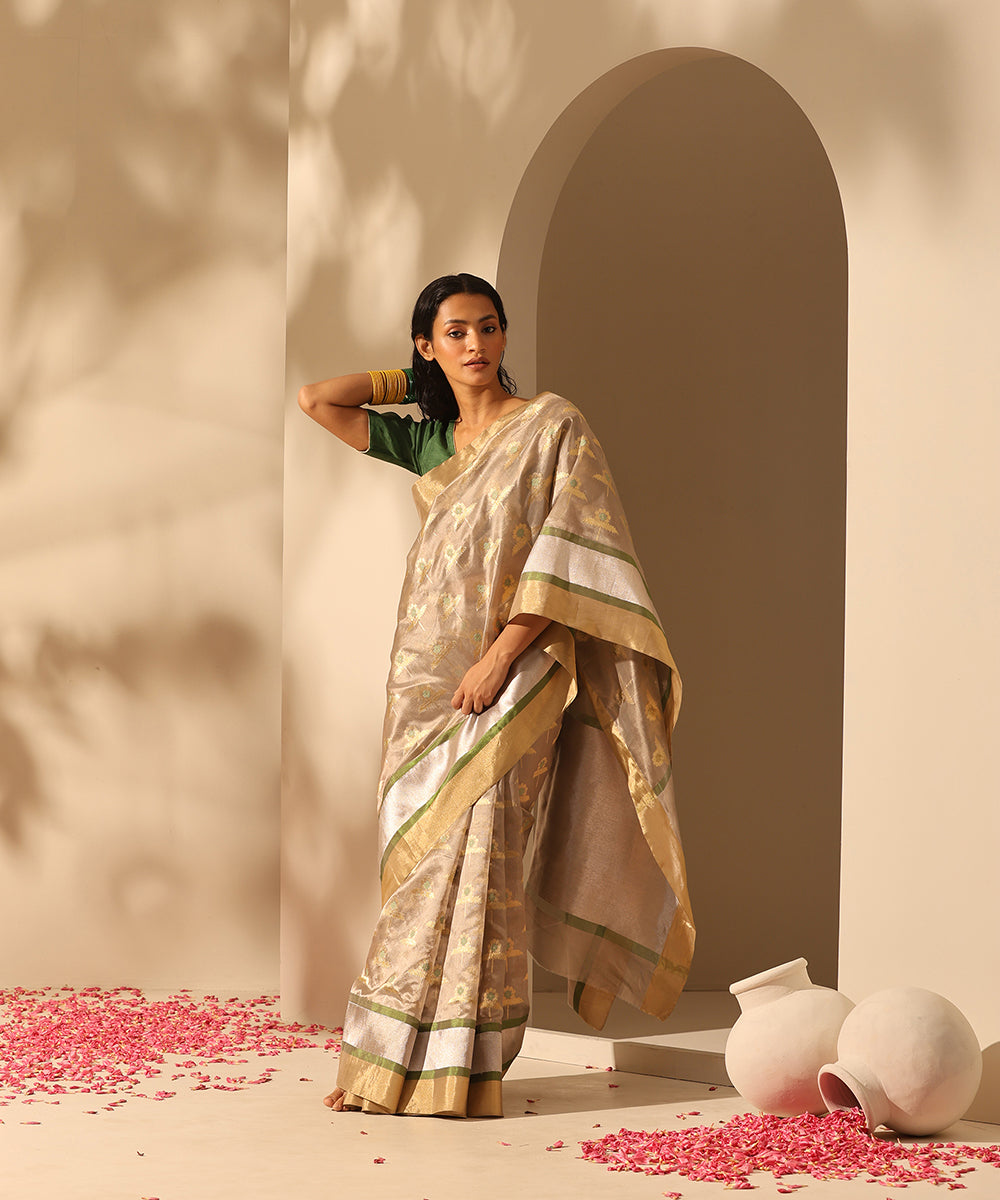Pastel_Mouse_Handloom_Pure_Chanderi_Silk_Saree_With_All_Over_Sunflower_Motifs_WeaverStory_02