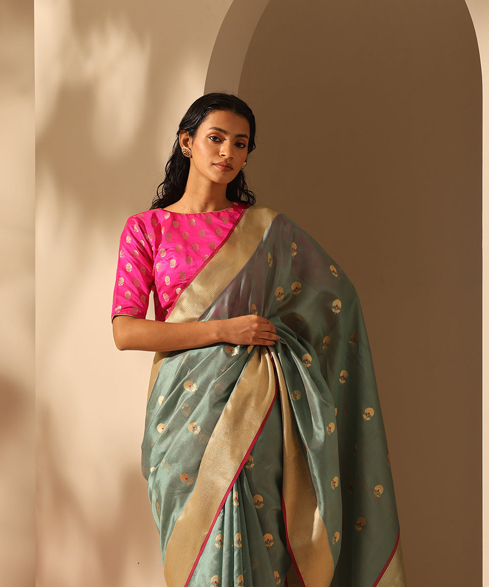 Handloom_Pastel_Sage_Green_Pure_Chanderi_Silk_Saree_With_All_Over_Kadhwa_Golden_Flower_Motifs_WeaverStory_01