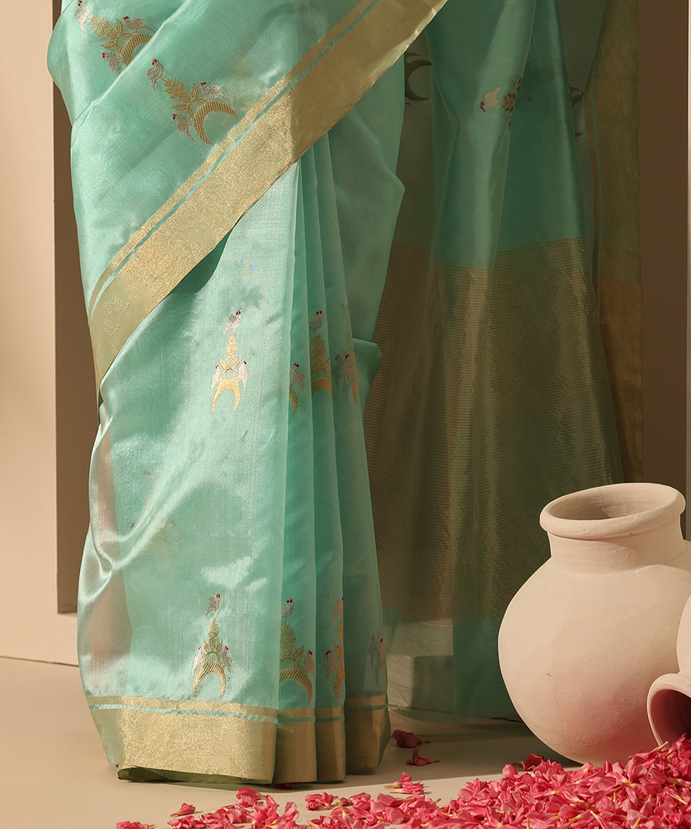 Handloom_Pastel_Sky_Blue_Pure_Chanderi_Silk_Saree_With_All_Over_Chand_And_Chidiyaa_Motif_WeaverStory_04