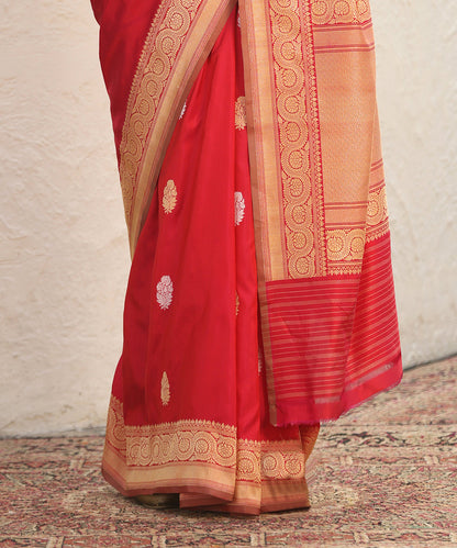 Handloom_Rani_Pink_Double_Shade_Pure_Katan_Silk_Banarasi_Saree_All_Over_Sona_Rupa_Kadhwa_Booti_WeaverStory_04