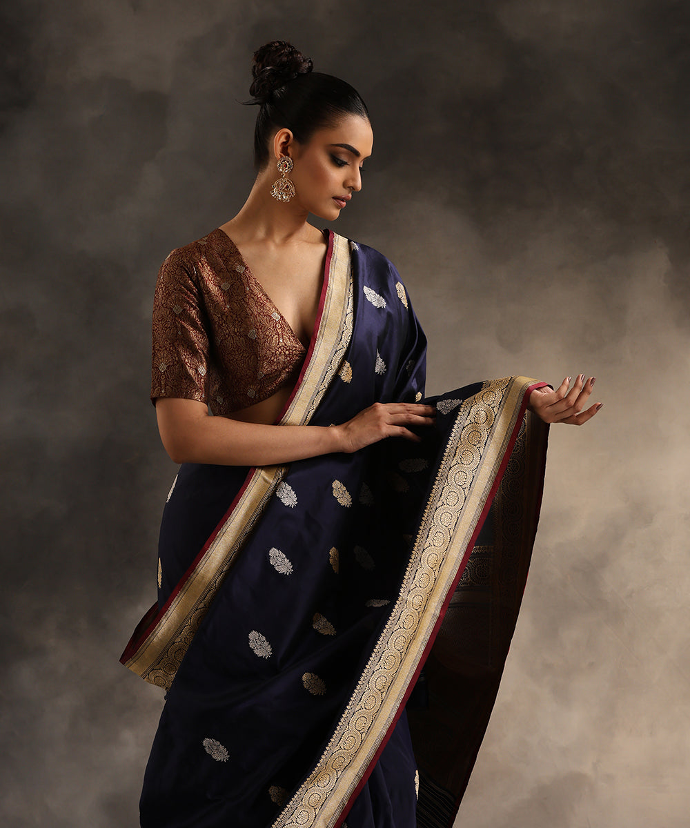 Navy_Blue_Handloom_Pure_Katan_Silk_Banarasi_Saree_All_Over_Sona_Rupa_Kadhwa_Booti_WeaverStory_01