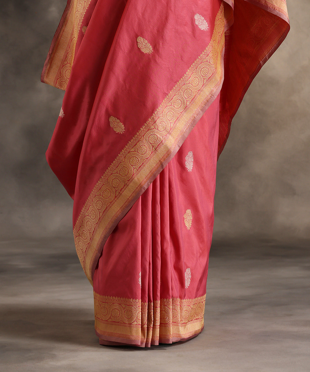 Pink_Handloom_Pure_Katan_Silk_Banarasi_Saree_With_All_Over_Sona_Rupa_Booti_WeaverStory_04