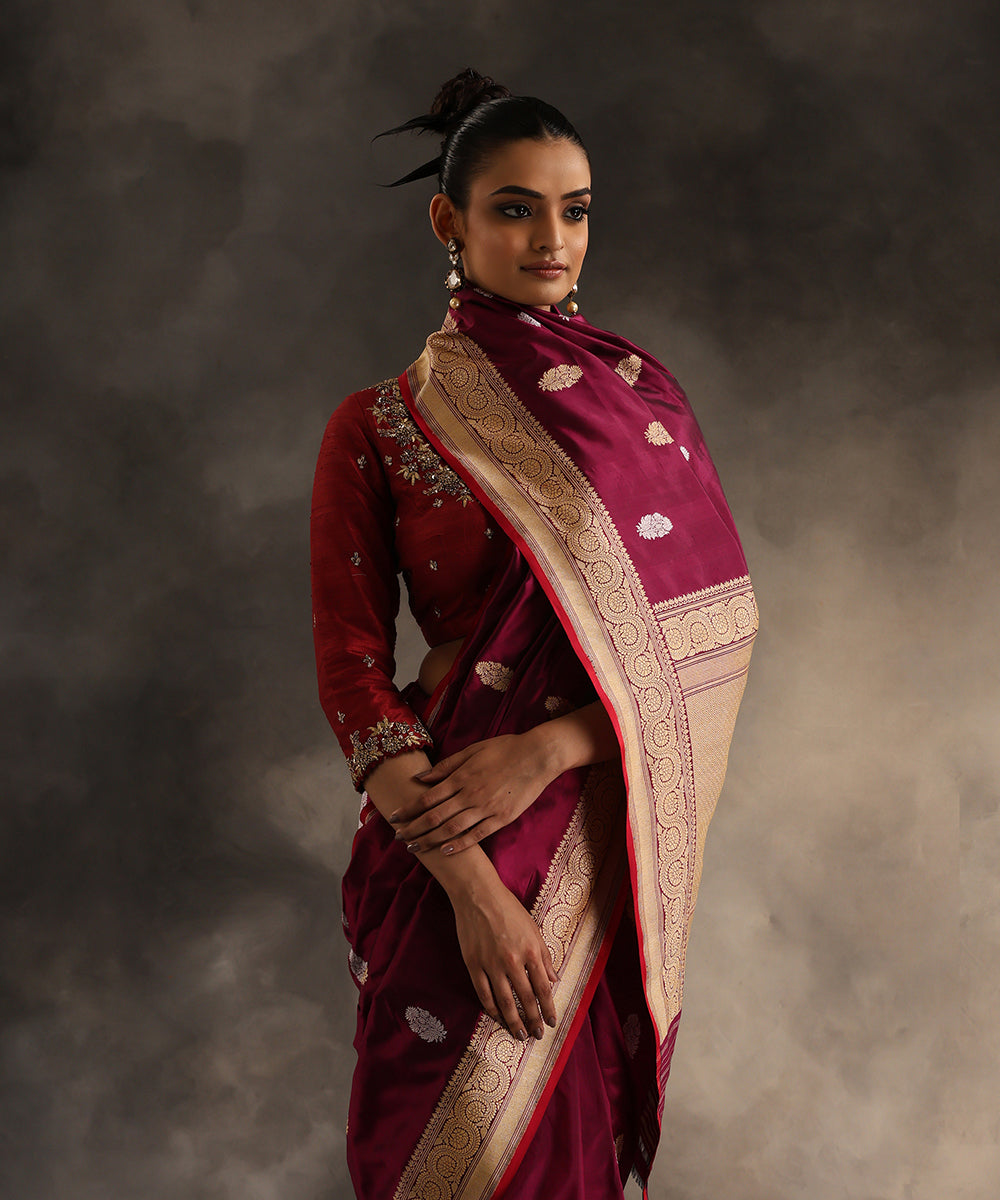 Plum_Handloom_Pure_Katan_Silk_Banarasi_Saree_With_All_Over_Sona_Rupa_Booti_WeaverStory_01