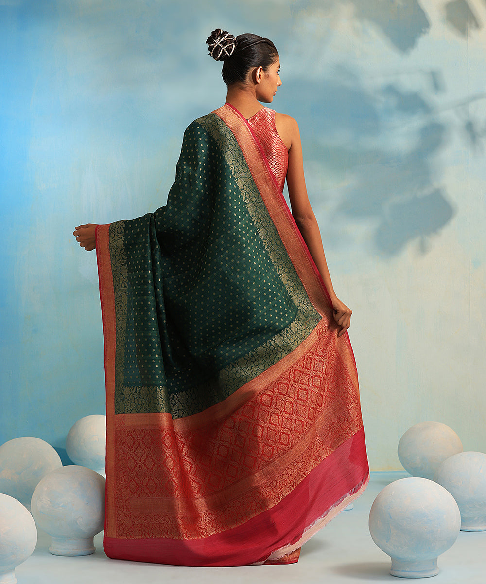 Green_And_Magenta_Handloom_Pure_Tussar_Georgette_Banarasi_Saree_With_Cutwork_Booti_WeaverStory_03