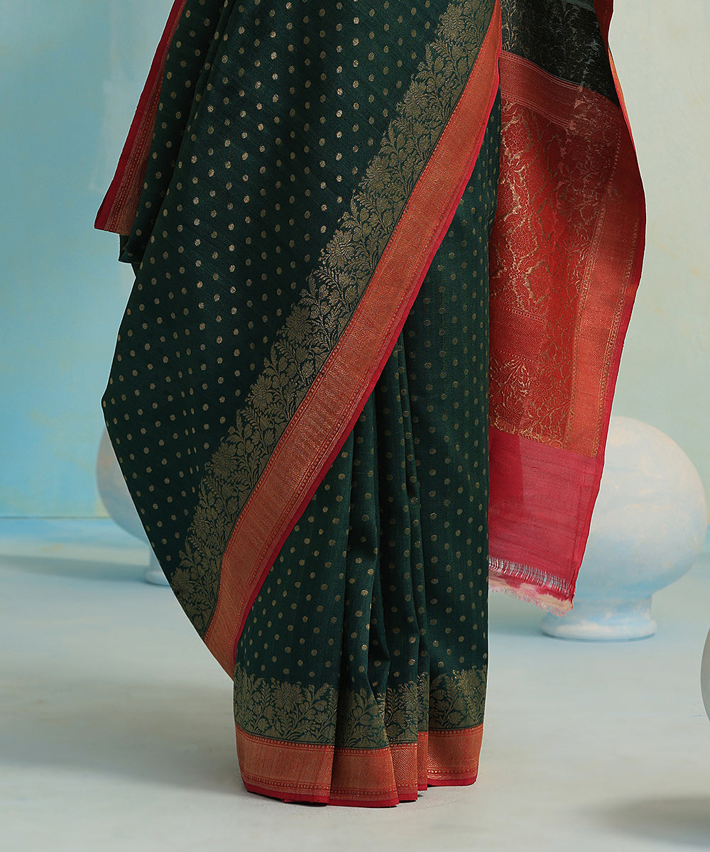 Green_And_Magenta_Handloom_Pure_Tussar_Georgette_Banarasi_Saree_With_Cutwork_Booti_WeaverStory_04